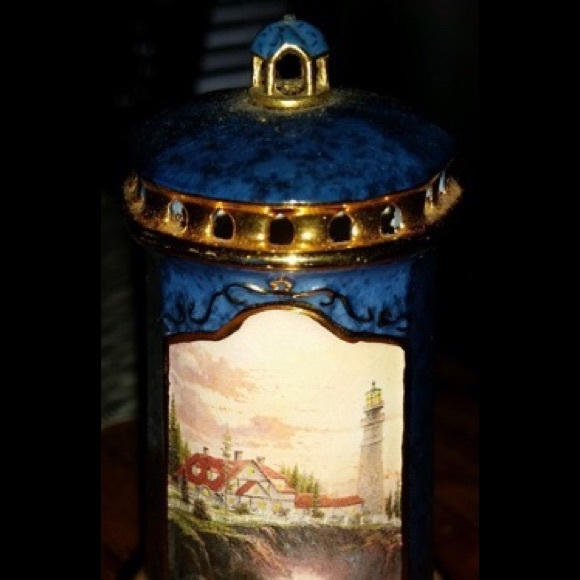 Ardleigh Elliott Thomas Kinkade Blue Lighthouse Or - Picture 3 of 4